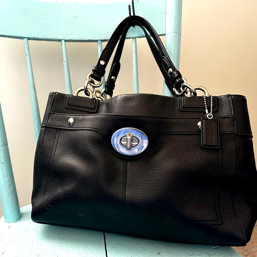 Coach Penelope Carry-All, Black Pebbled Leather. Style #F16531.
